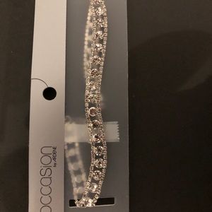 chocker necklace bran new never worn
